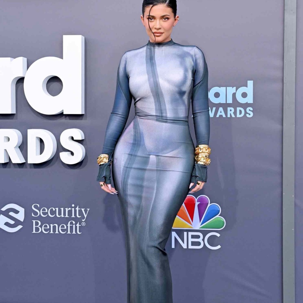 Kylie dress w back slit